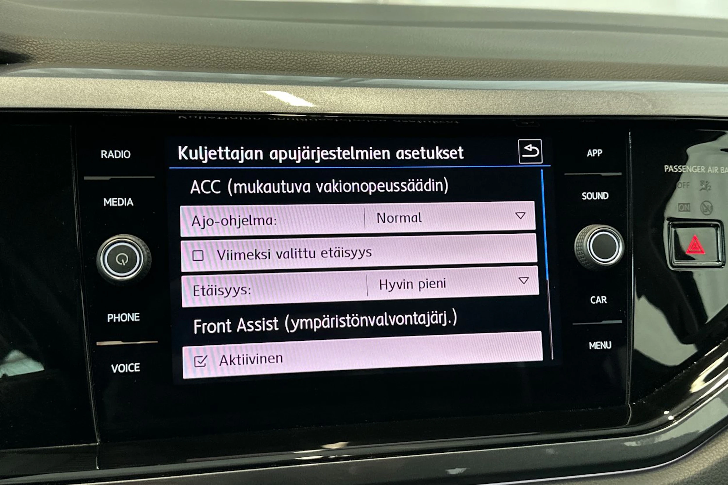 musta Volkswagen Polo 2019 kuva 26.
