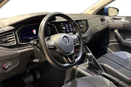 sininen Volkswagen Polo 2019 kuva 6.