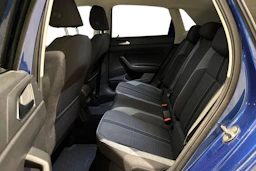 sininen Volkswagen Polo 2019 kuva 8.