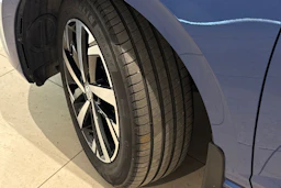 sininen Volkswagen Polo 2019 kuva 10.