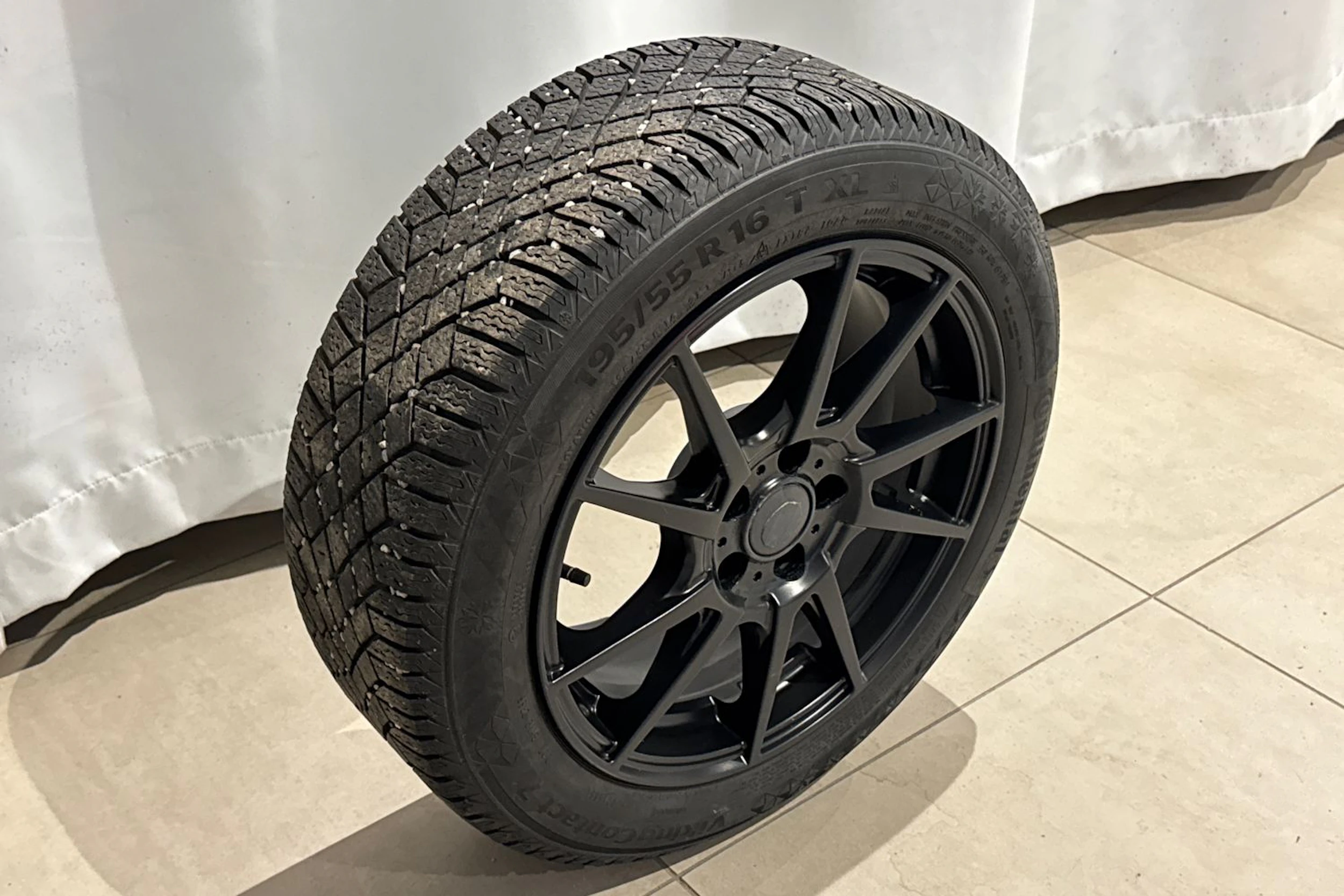sininen Volkswagen Polo 2019 kuva 11.