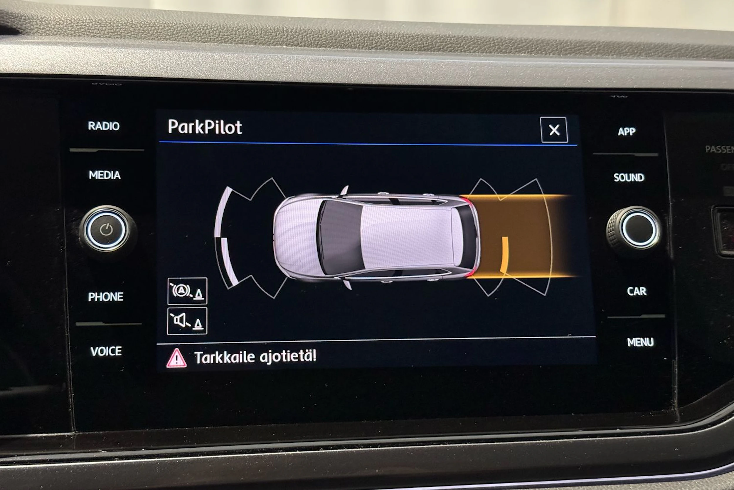 sininen Volkswagen Polo 2019 kuva 17.