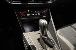 sininen Volkswagen Polo 2019 kuva 20.