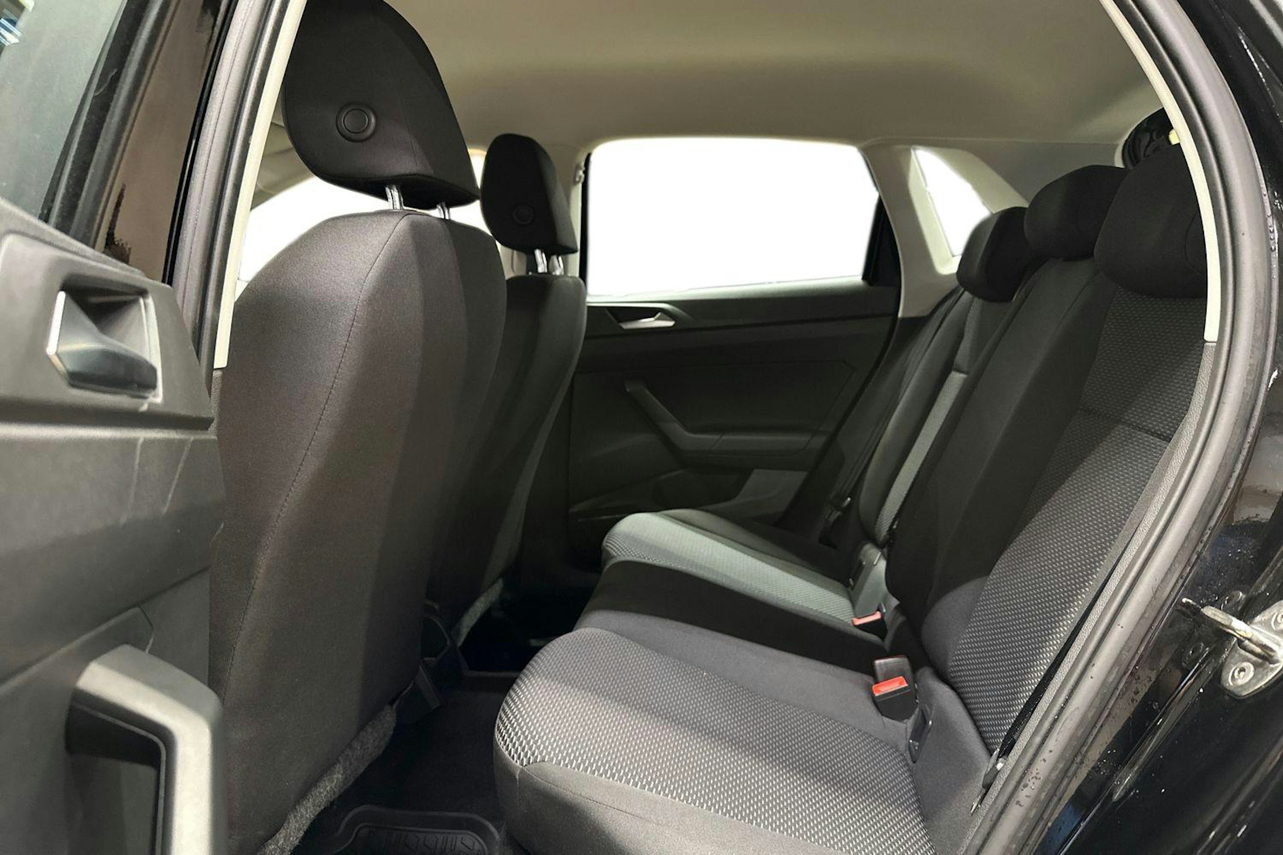 musta Volkswagen Polo 2019 kuva 10.