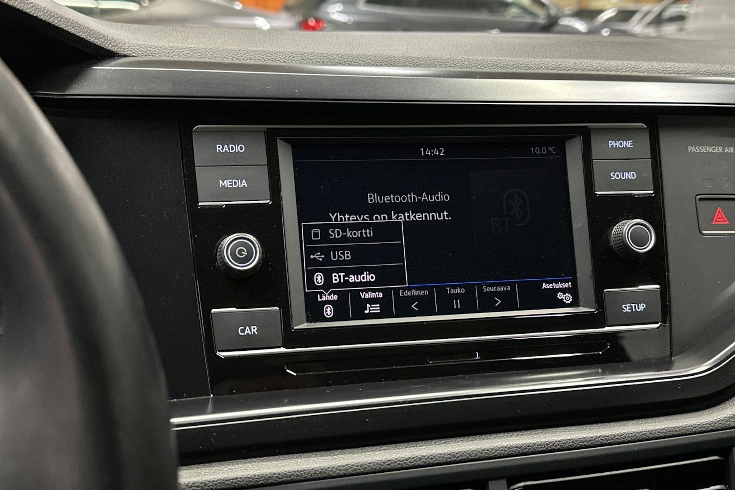 musta Volkswagen Polo 2019 kuva 15.