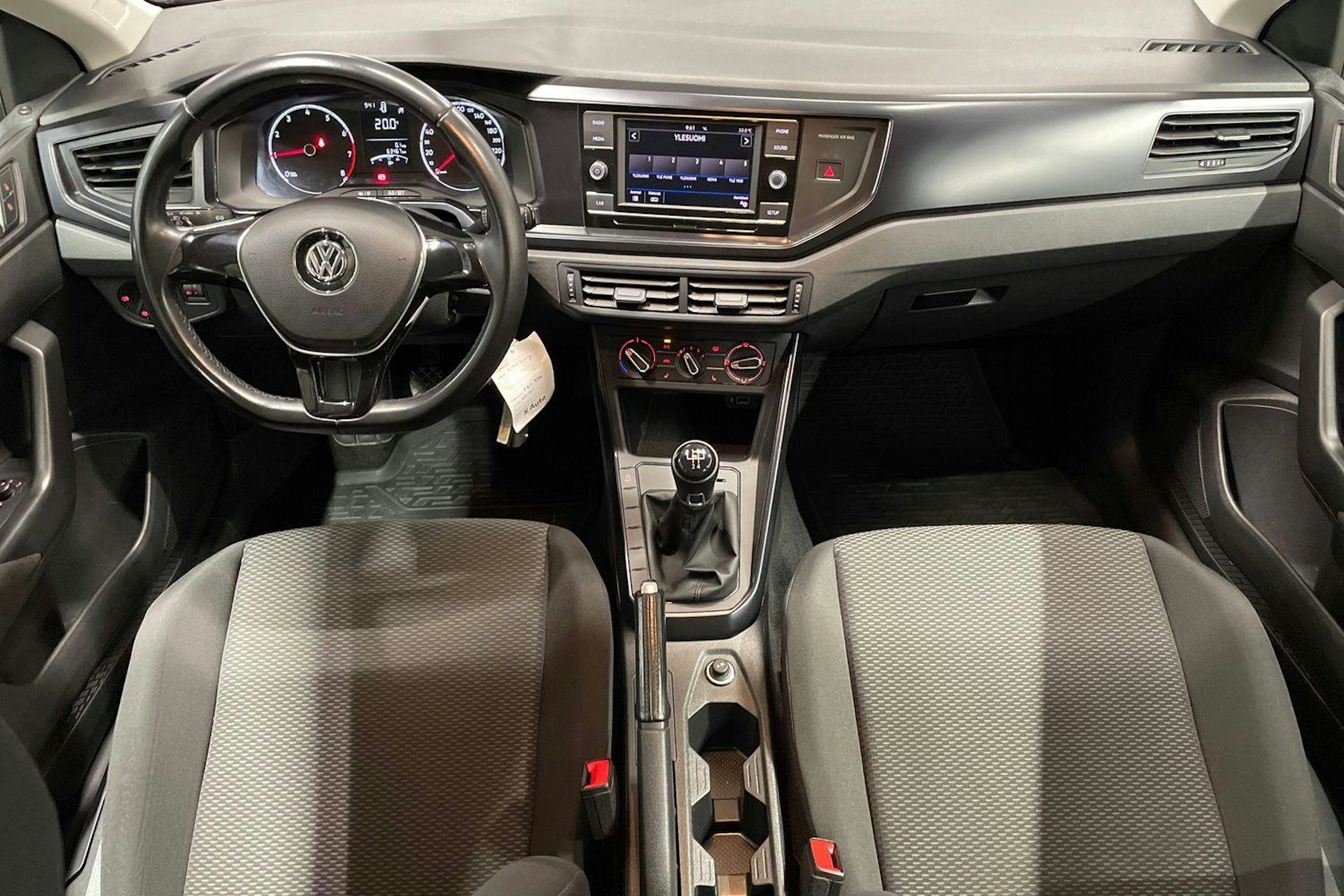 musta Volkswagen Polo 2019 kuva 9.