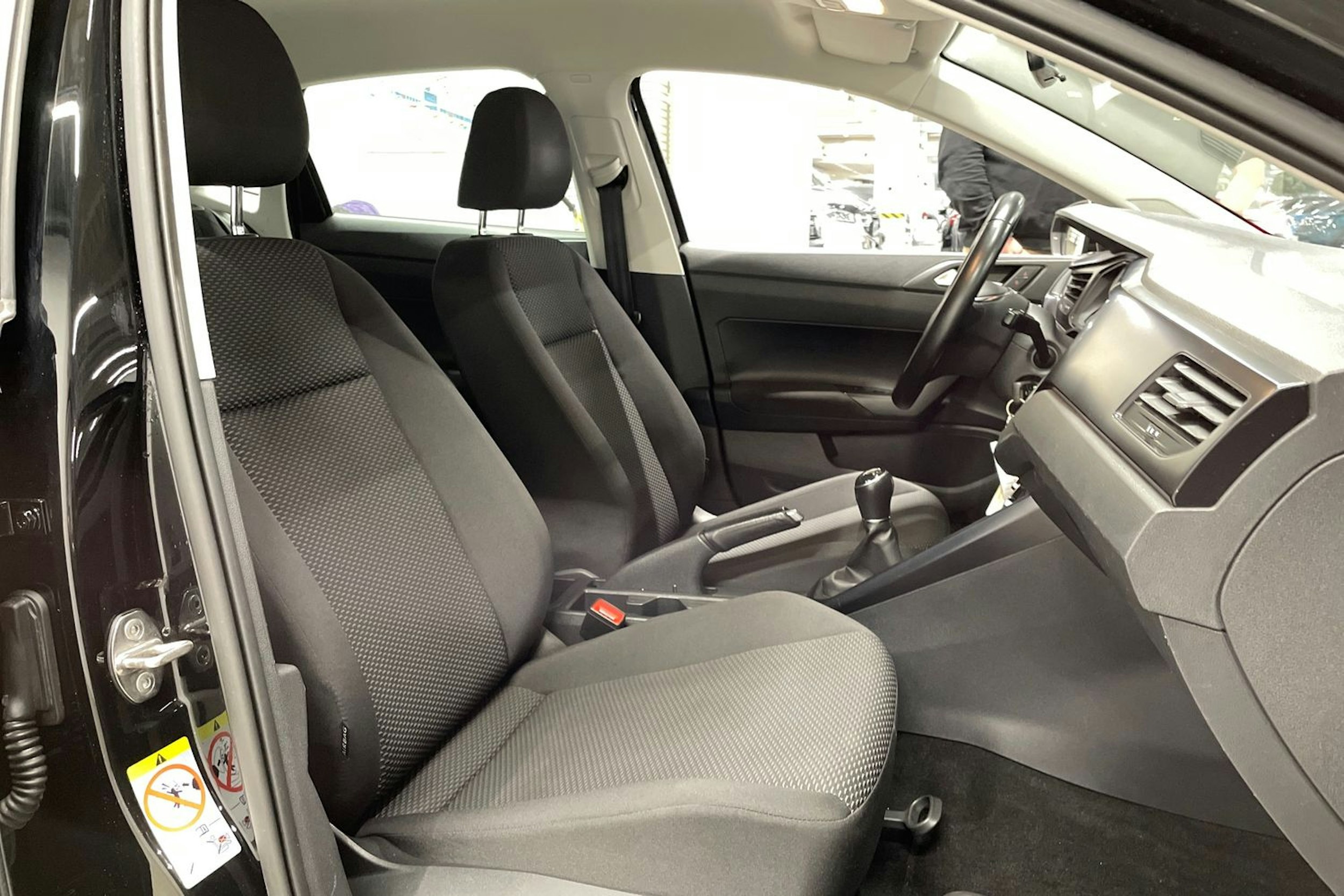 musta Volkswagen Polo 2019 kuva 21.