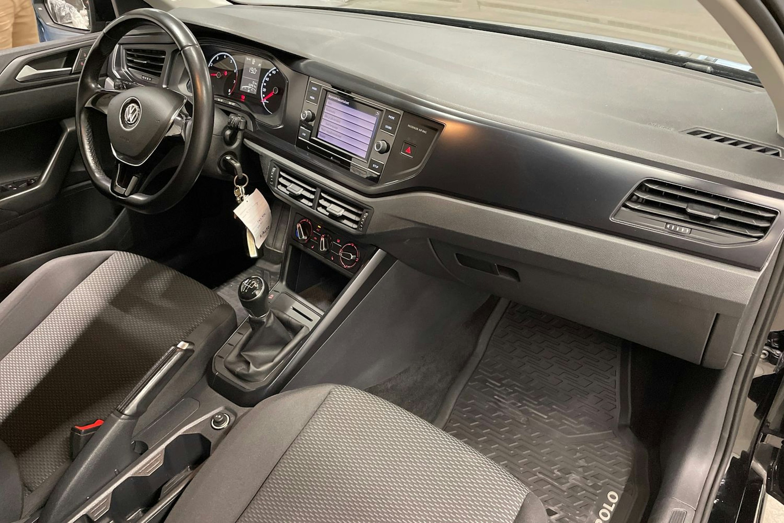 musta Volkswagen Polo 2019 kuva 22.