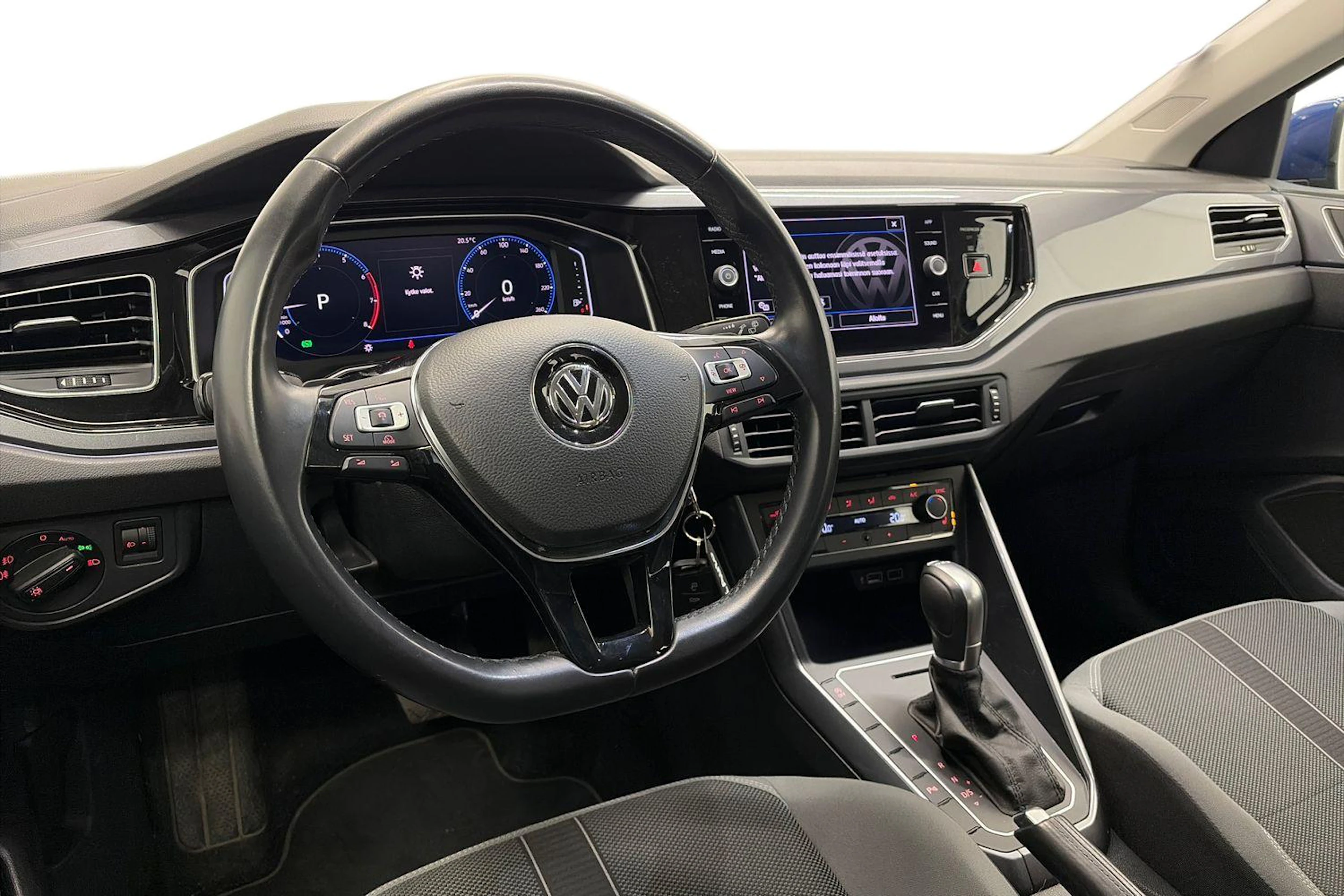 sininen Volkswagen Polo 2019 kuva 11.