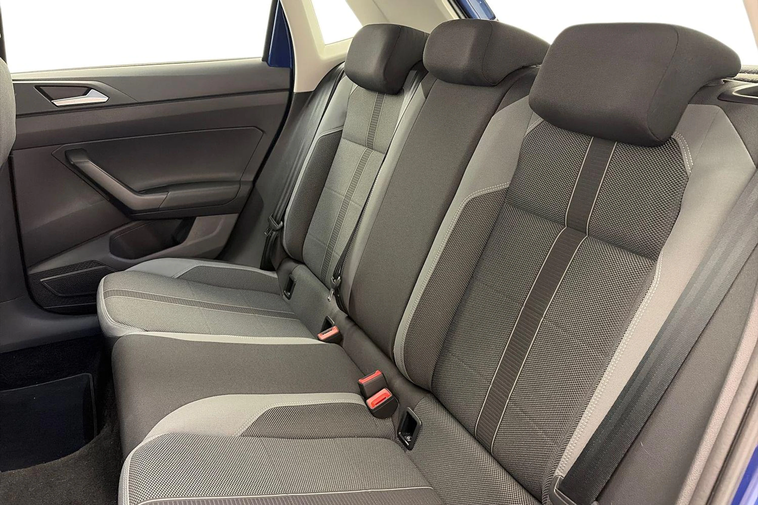 sininen Volkswagen Polo 2019 kuva 14.