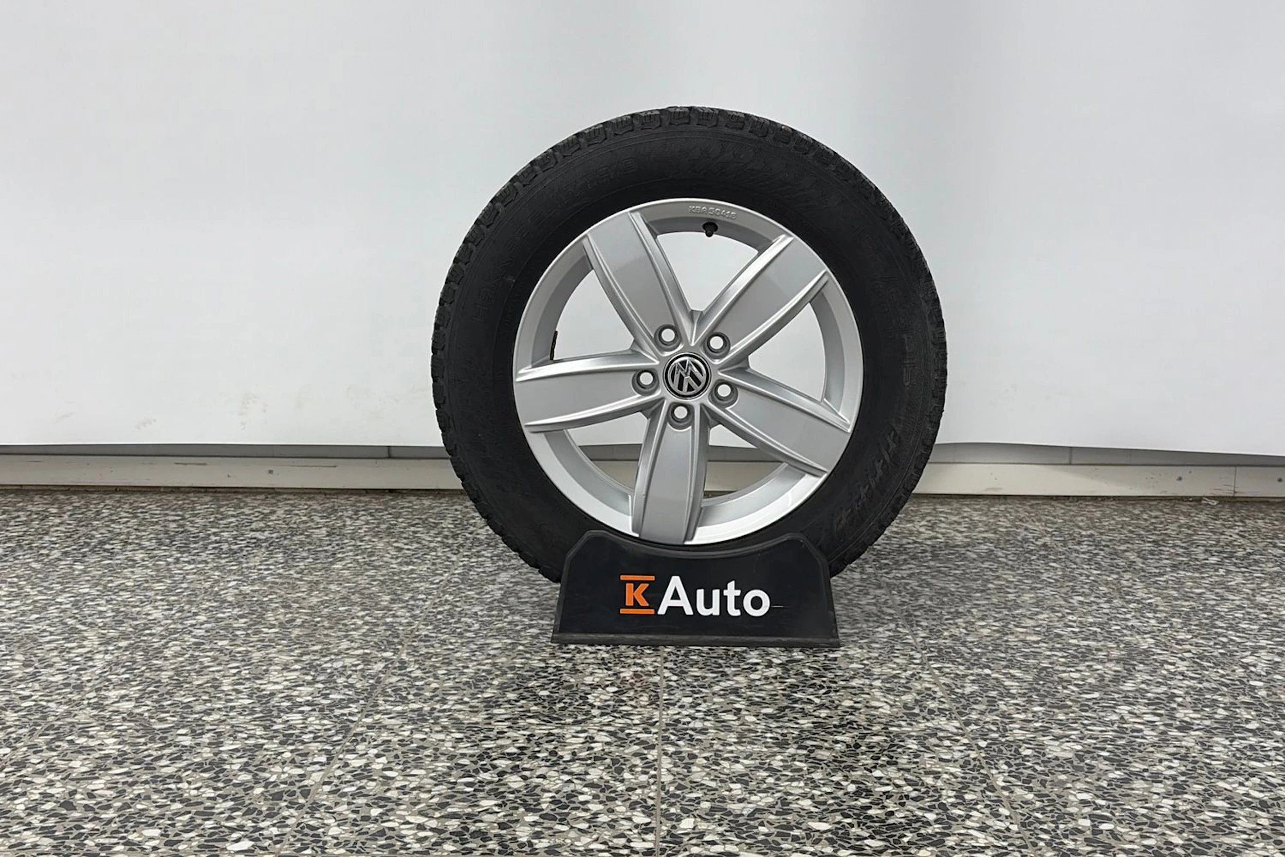 sininen Volkswagen Polo 2019 kuva 16.