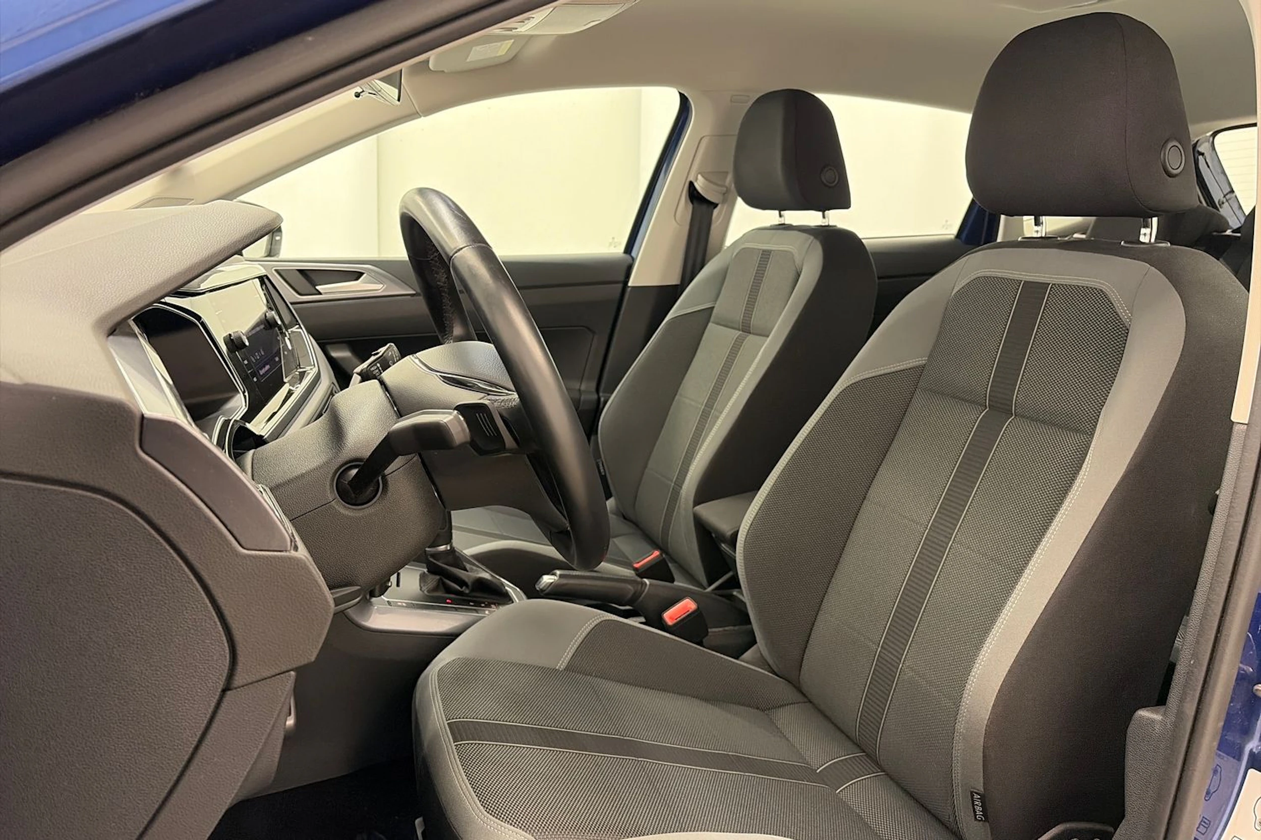 sininen Volkswagen Polo 2019 kuva 19.