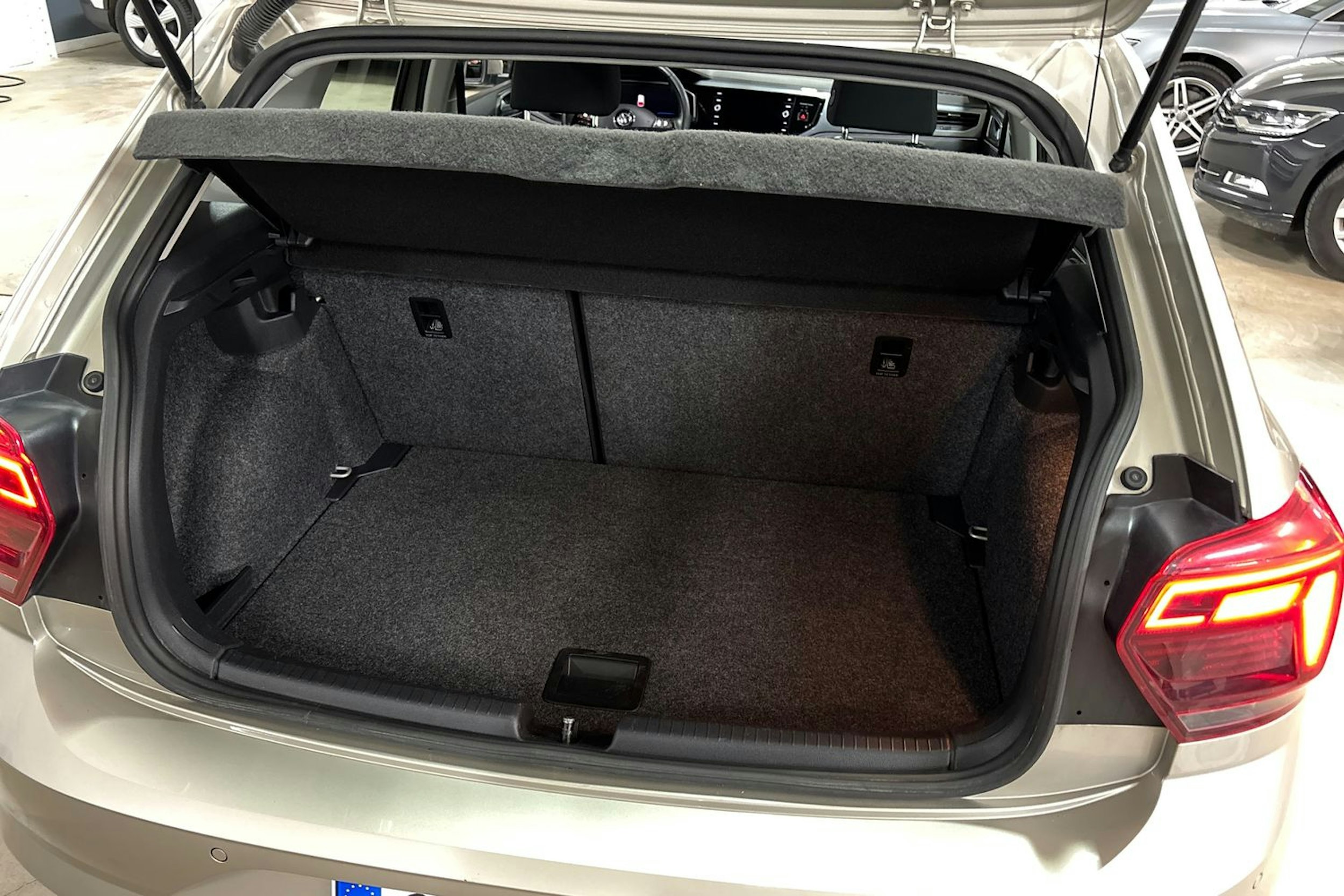 Hopea Volkswagen POLO 2019 kuva 14.