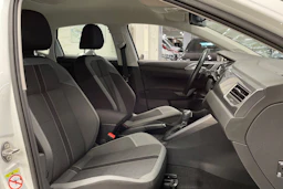 Valkoinen Volkswagen POLO 2019 kuva 20.