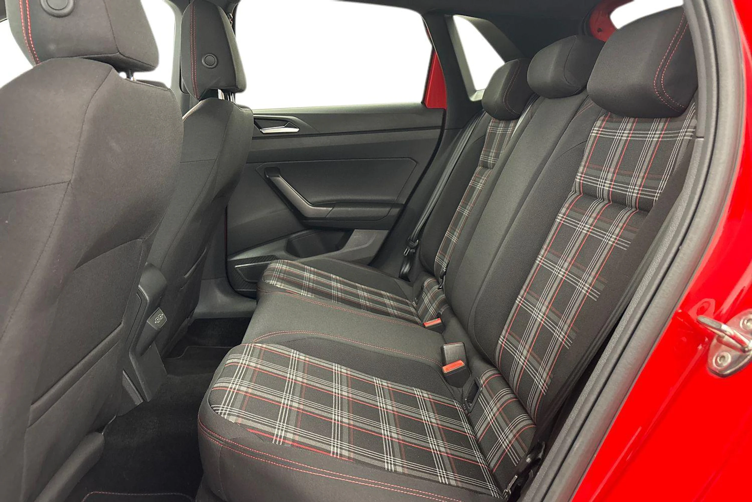 punainen Volkswagen Polo 2019 kuva 11.