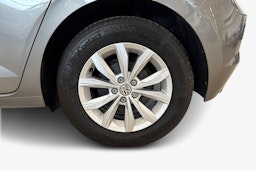 harmaa Volkswagen Polo 2019 kuva 11.