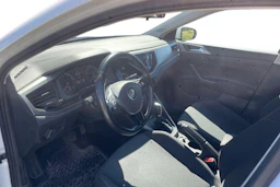 valkoinen Volkswagen Polo 2019 kuva 3.