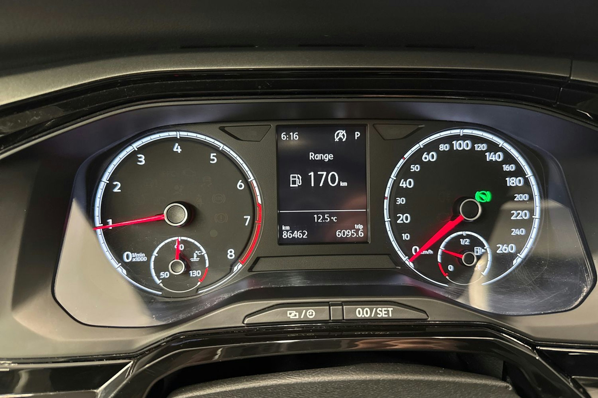musta Volkswagen Polo 2019 kuva 20.