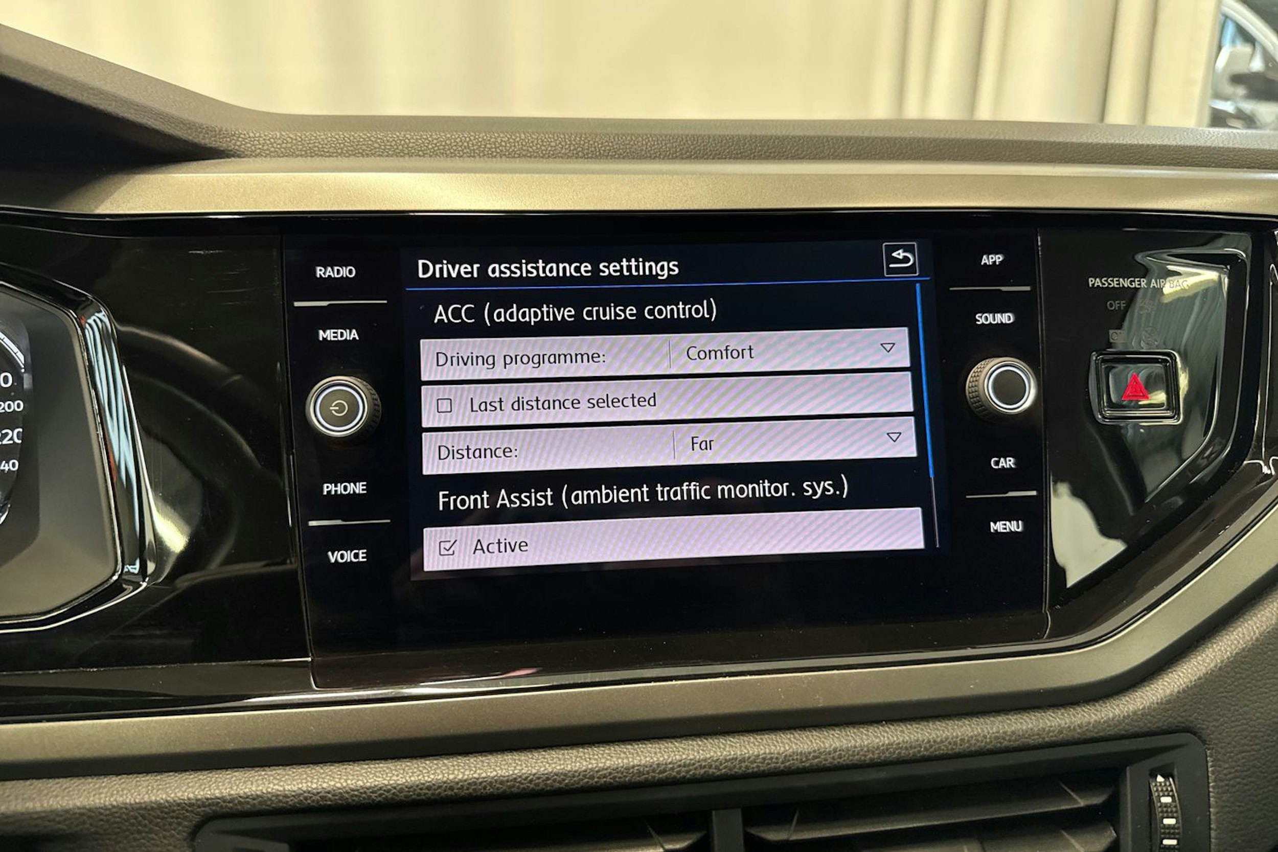 musta Volkswagen Polo 2019 kuva 27.