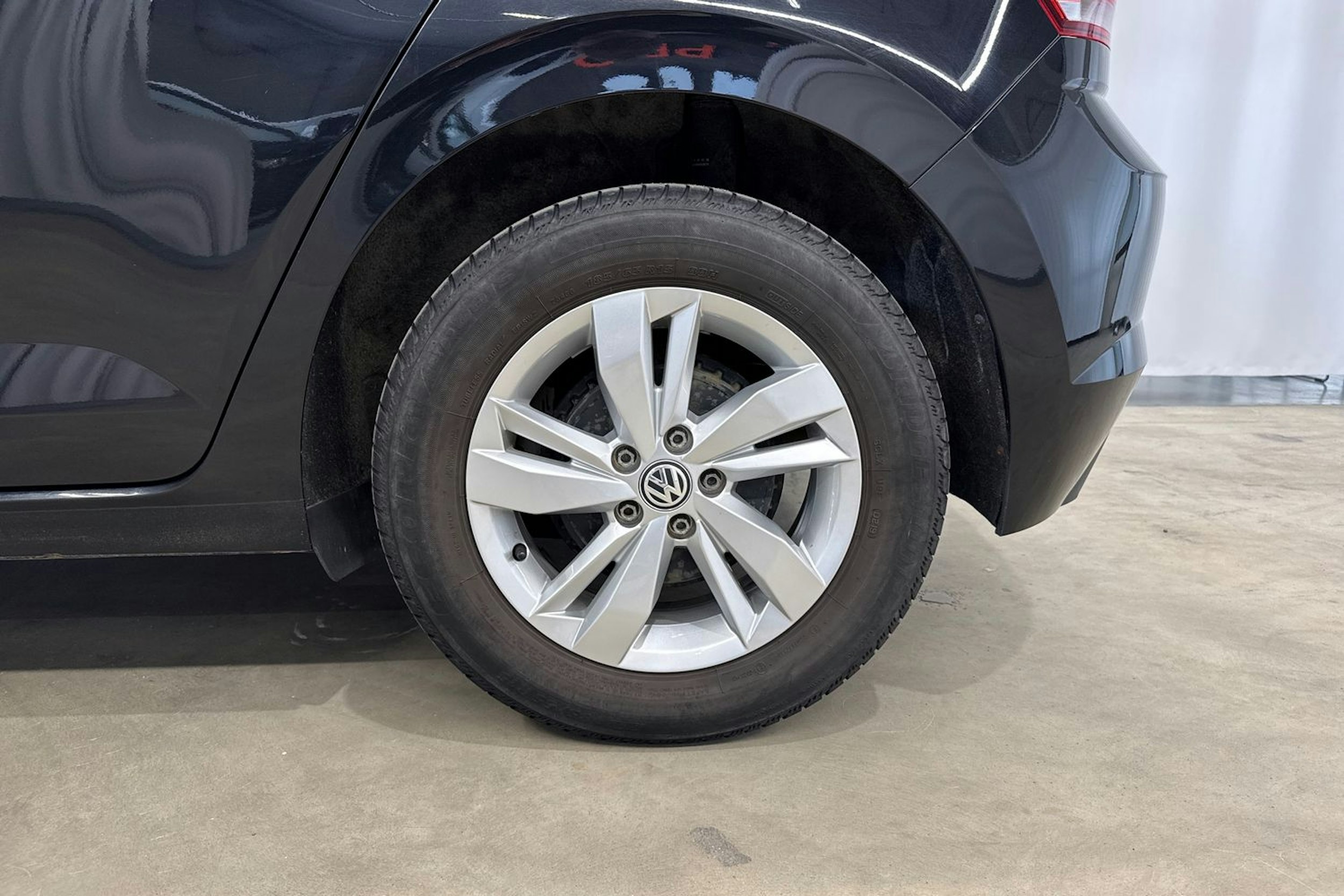 musta Volkswagen Polo 2019 kuva 29.