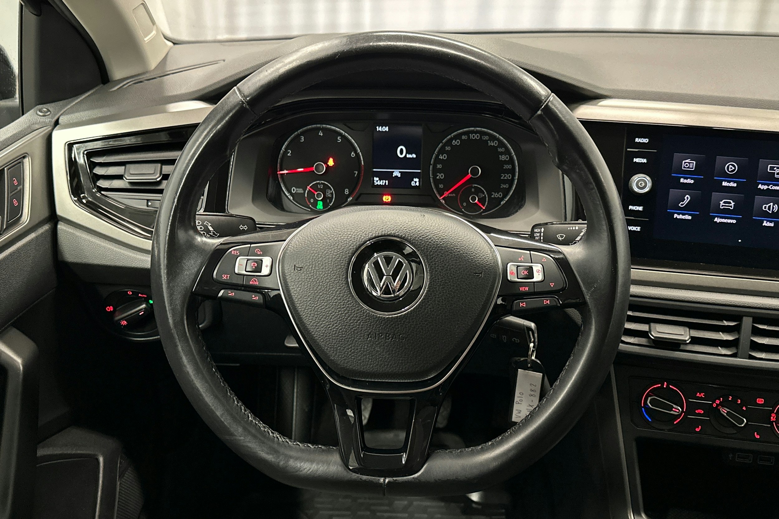 musta Volkswagen Polo 2020 kuva 16.
