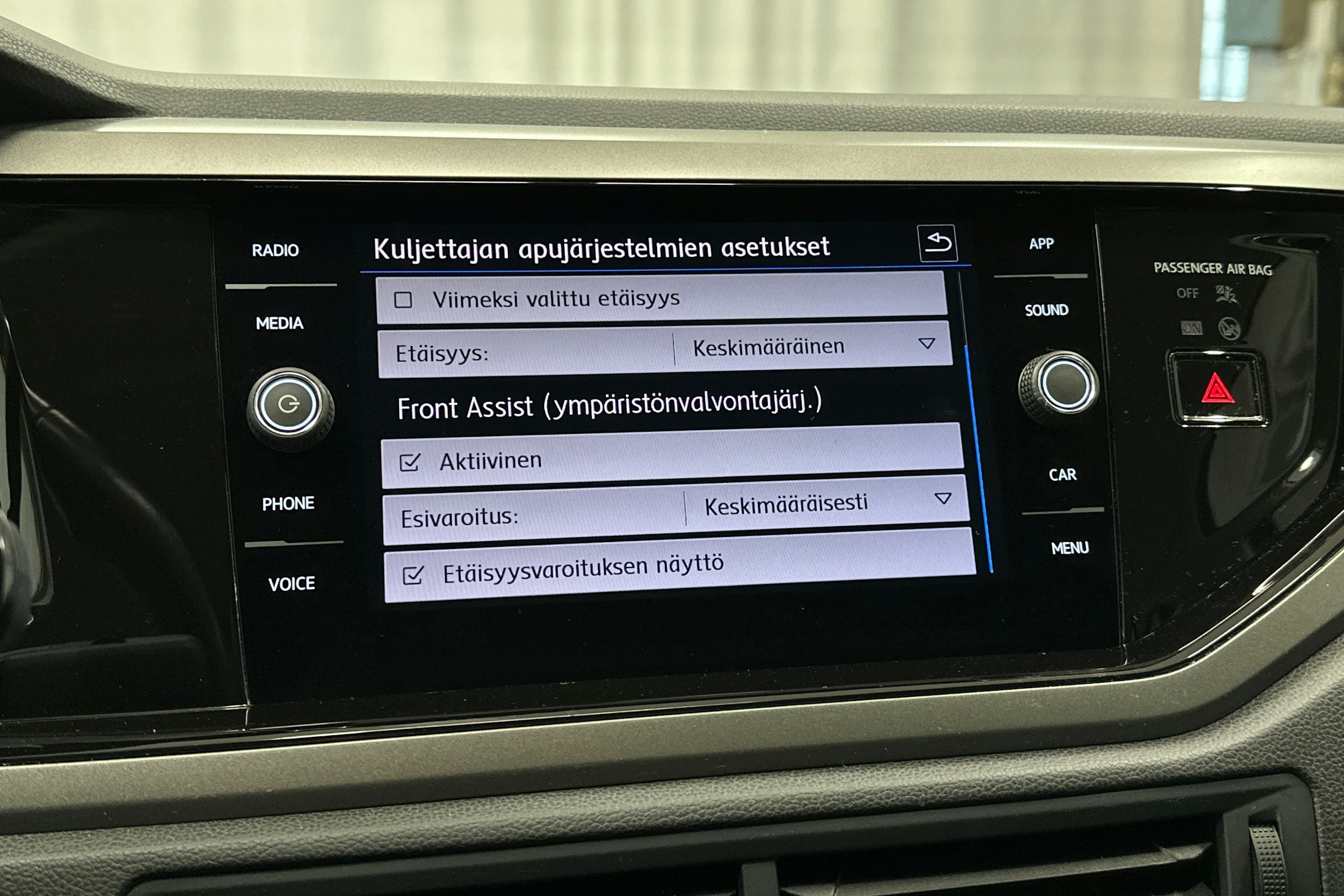 musta Volkswagen Polo 2020 kuva 25.