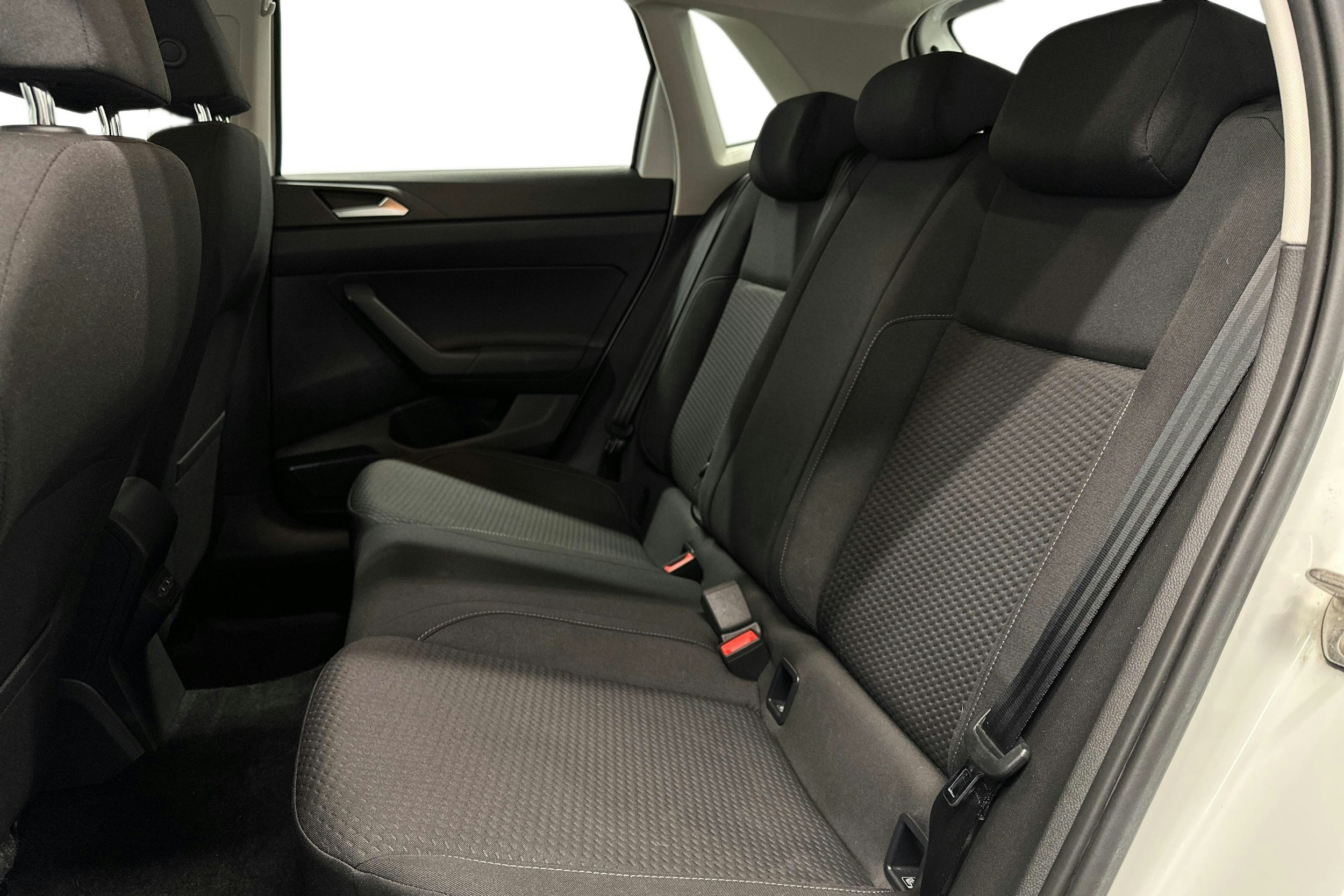 valkoinen Volkswagen Polo 2020 kuva 10.