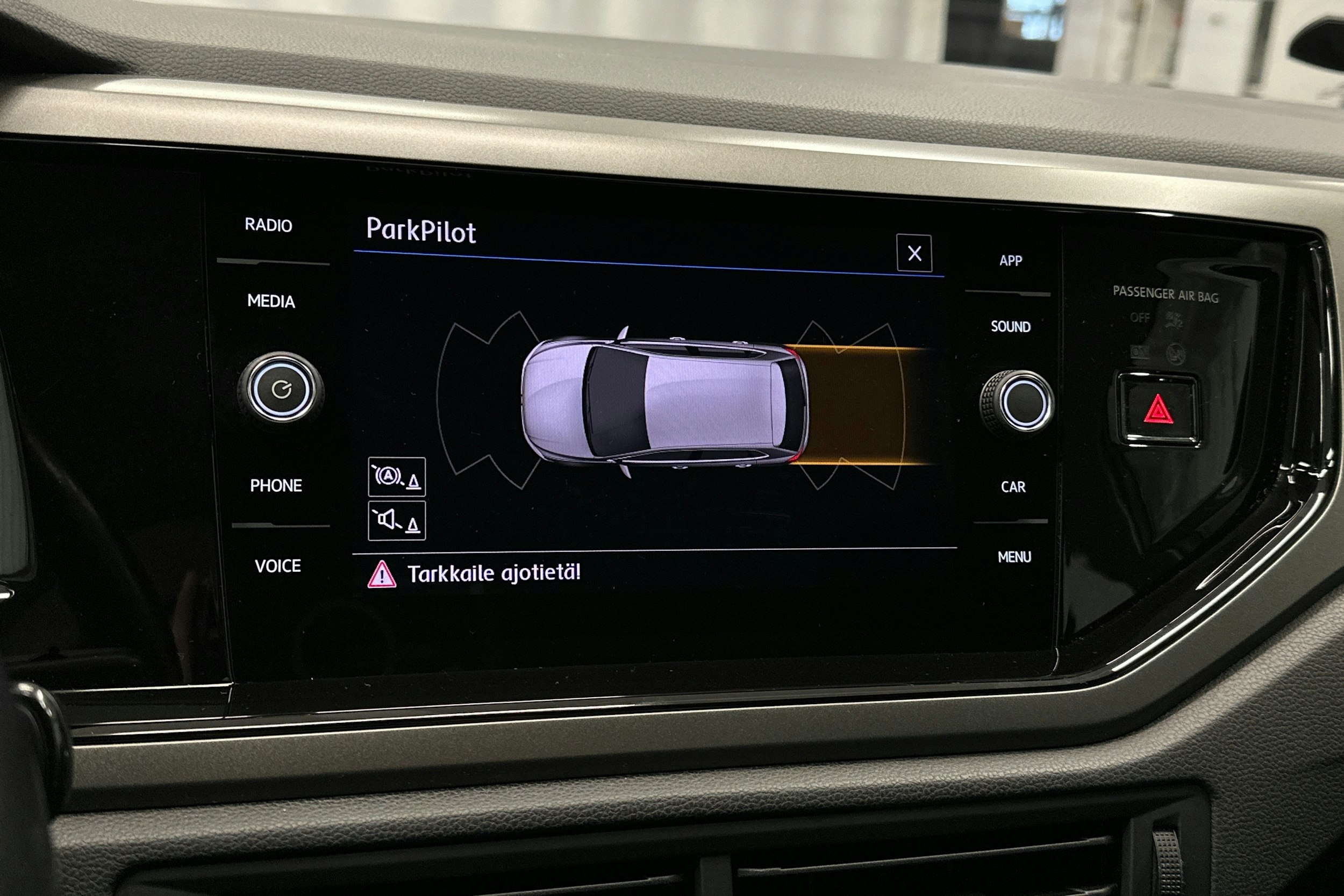 valkoinen Volkswagen Polo 2020 kuva 23.