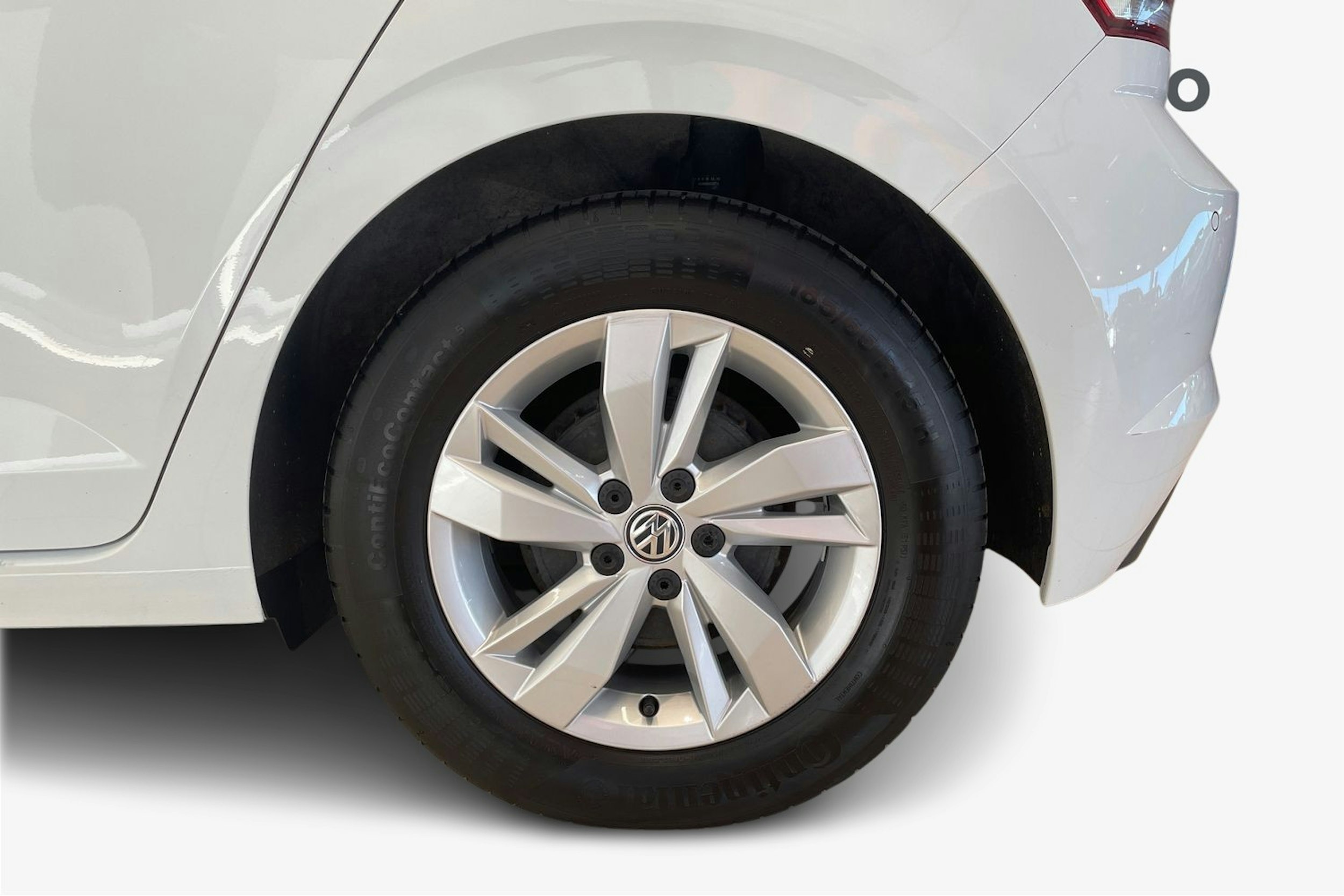 Valkoinen Volkswagen POLO 2020 kuva 11.