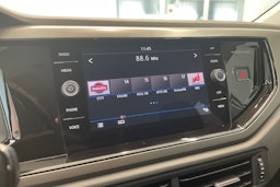 Valkoinen Volkswagen POLO 2020 kuva 21.