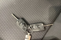 Valkoinen Volkswagen POLO 2020 kuva 26.