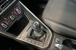 valkoinen Volkswagen Polo 2020 kuva 22.