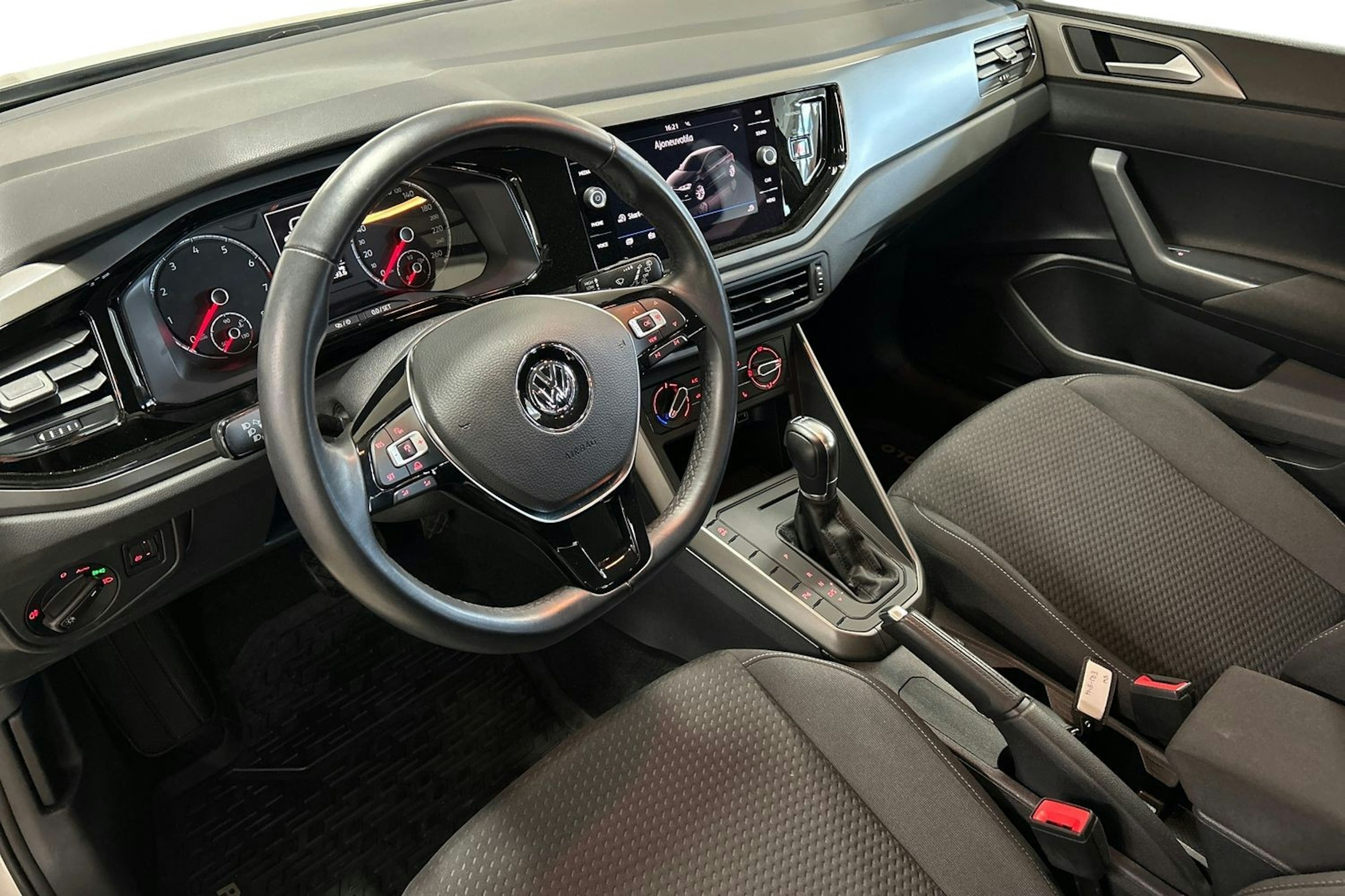 hopea Volkswagen Polo 2020 kuva 7.