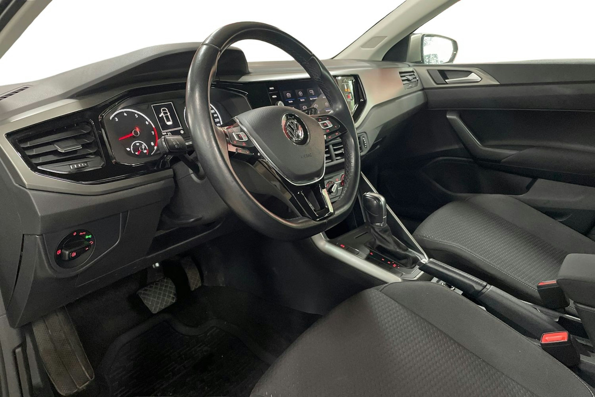 met. hopea Volkswagen Polo 2020 kuva 7.