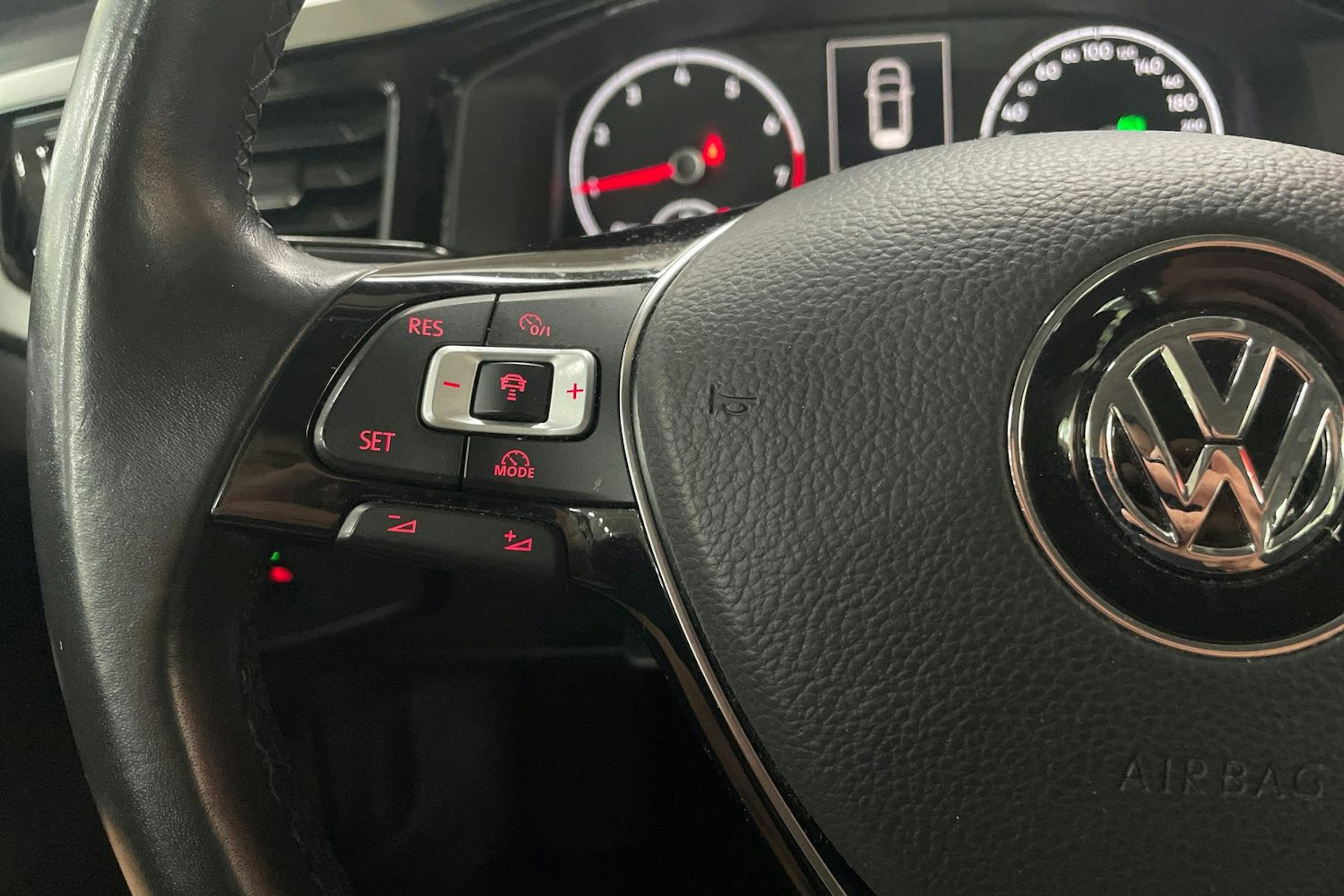 met. hopea Volkswagen Polo 2020 kuva 15.