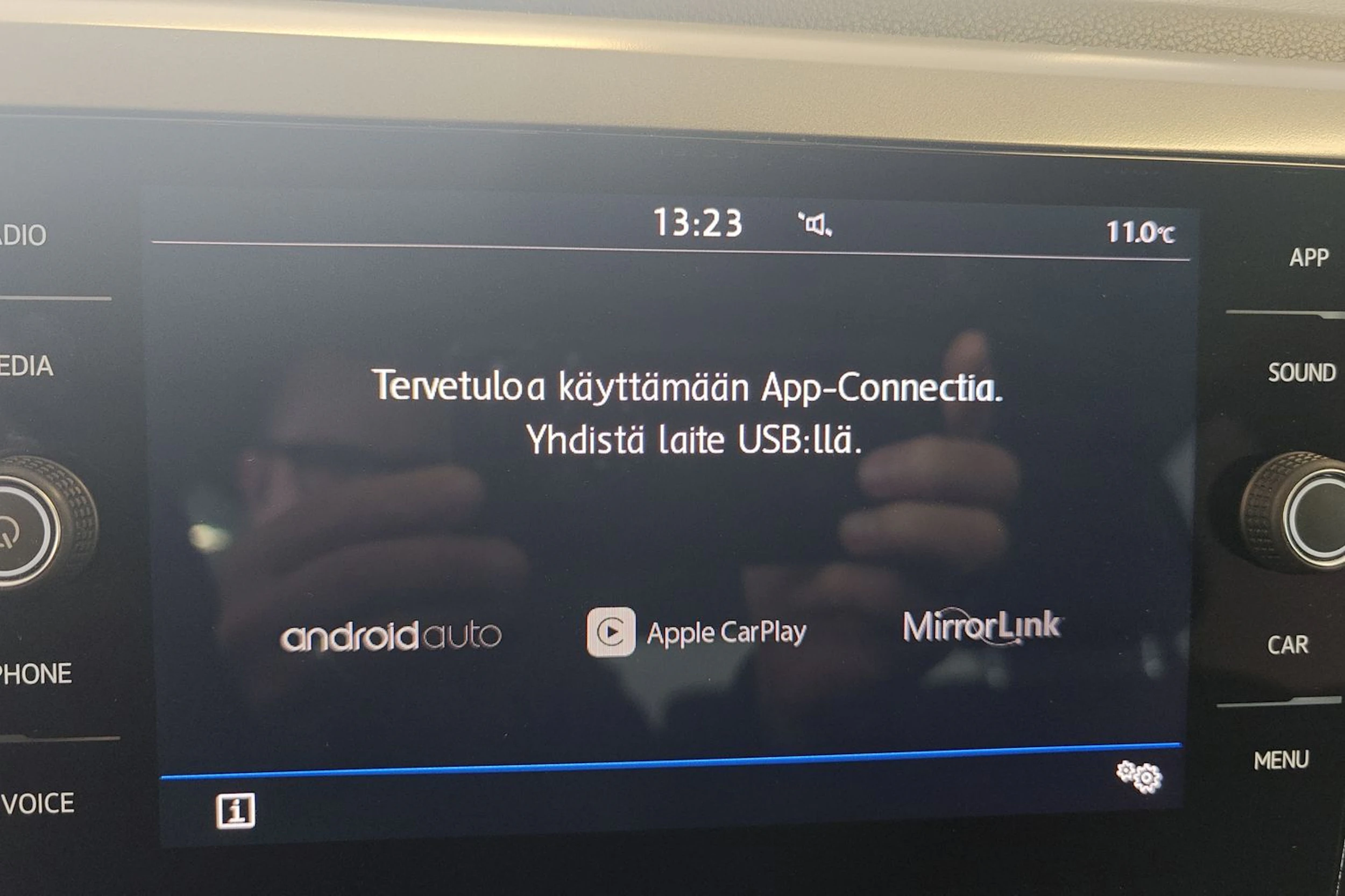 musta Volkswagen Polo 2020 kuva 14.