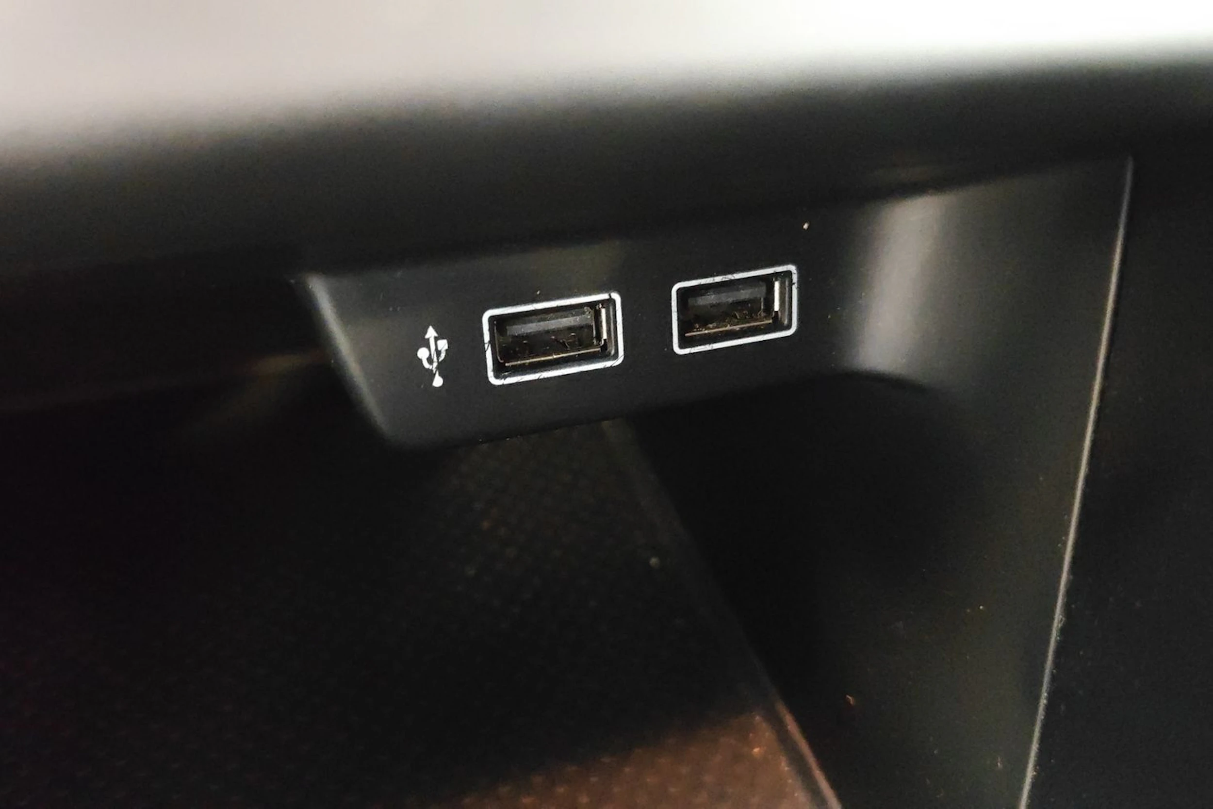 musta Volkswagen Polo 2020 kuva 15.