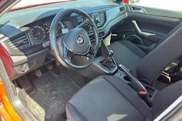 punainen Volkswagen Polo 2020 kuva 3.