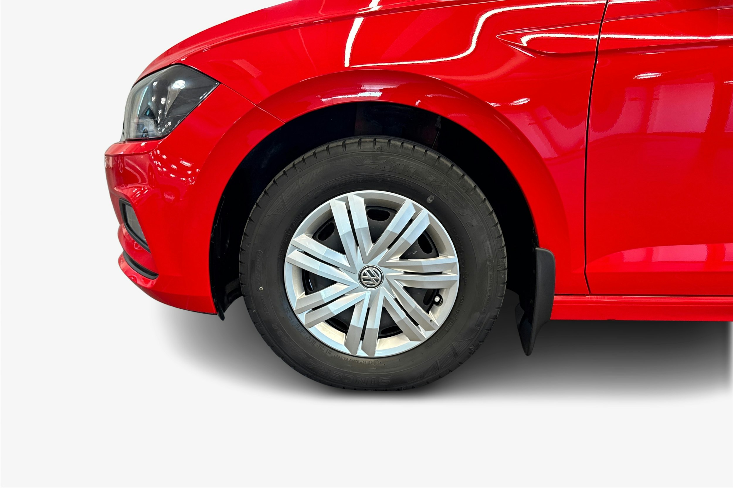 punainen Volkswagen Polo 2020 kuva 11.