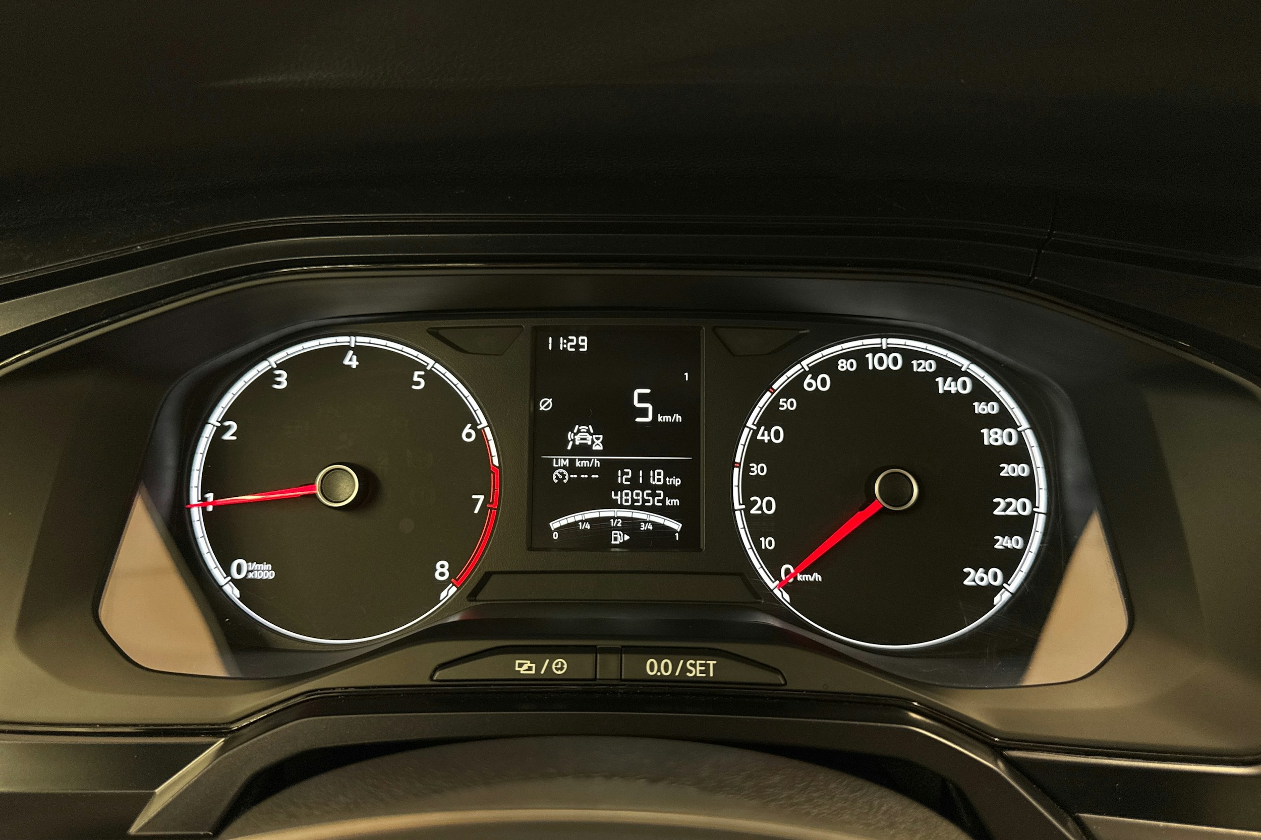 punainen Volkswagen Polo 2020 kuva 18.