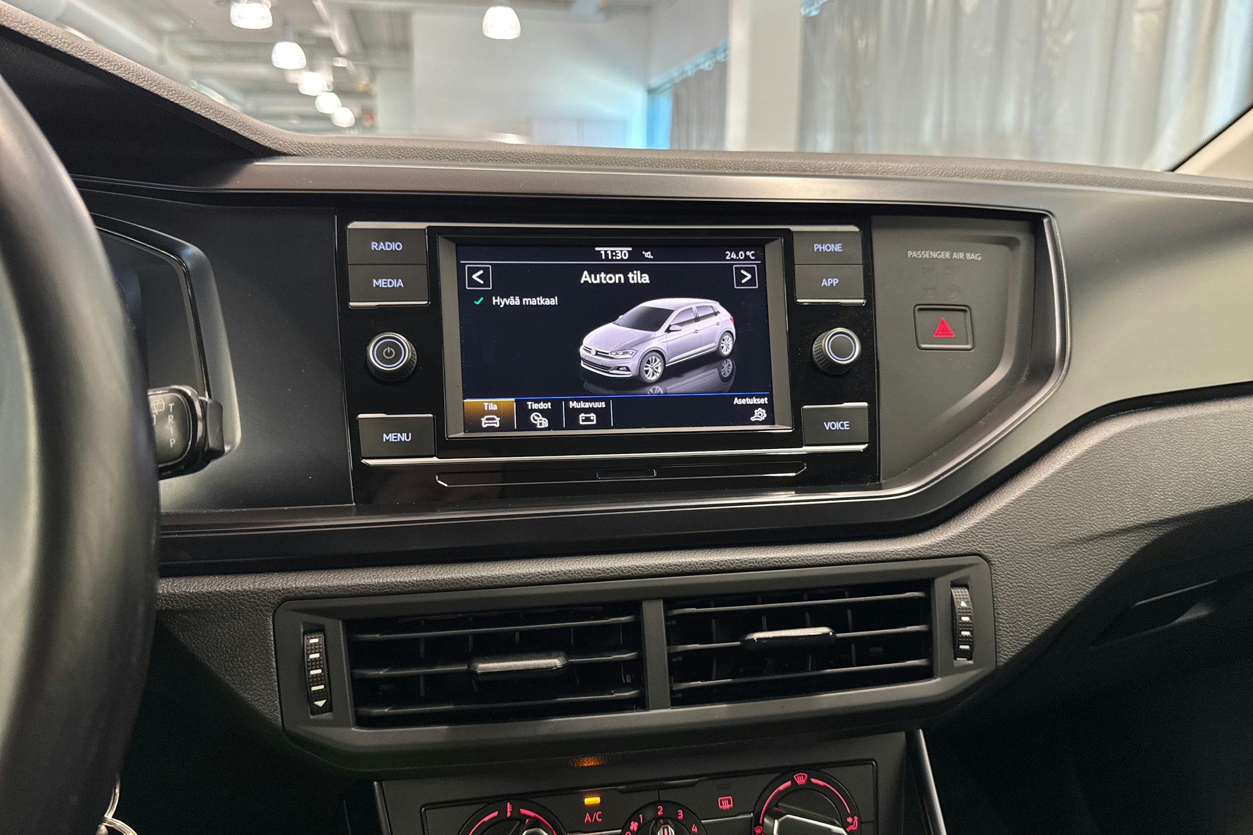 punainen Volkswagen Polo 2020 kuva 25.