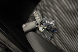 punainen Volkswagen Polo 2020 kuva 27.