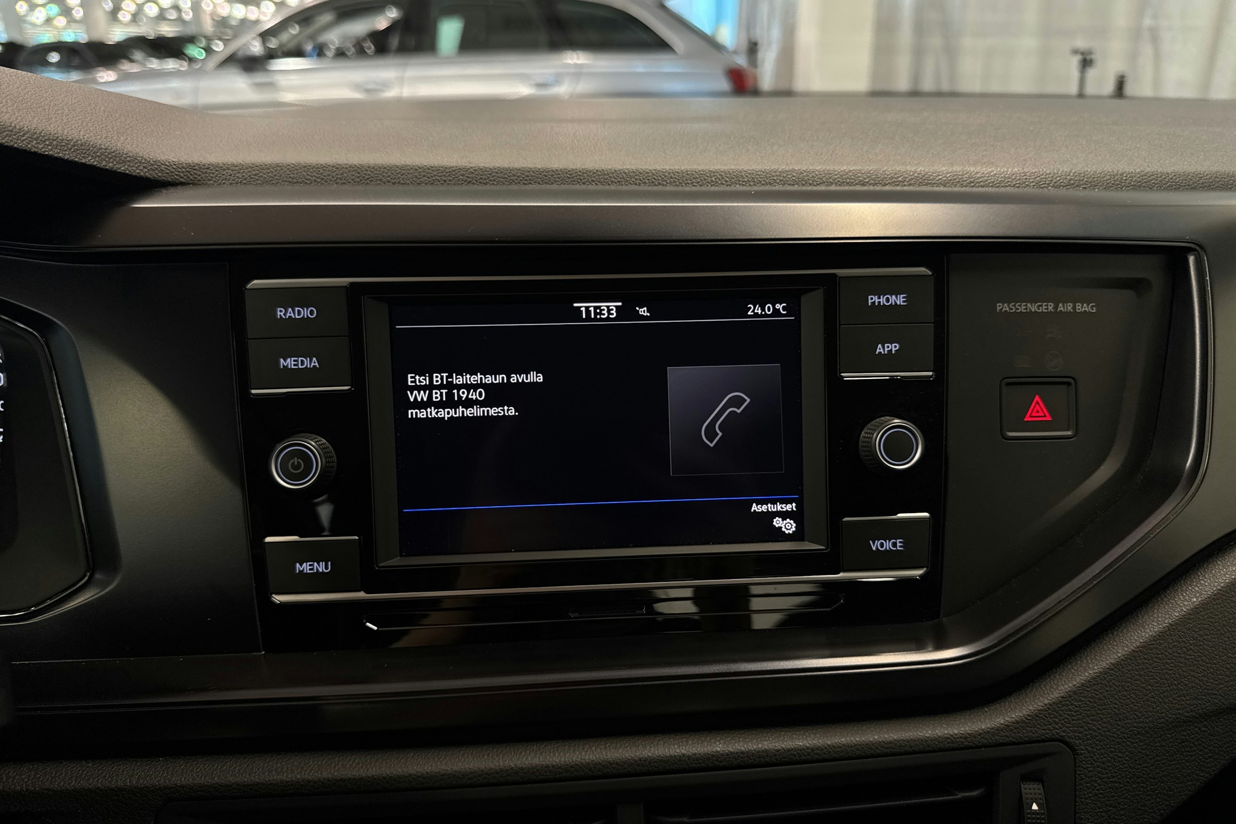 punainen Volkswagen Polo 2020 kuva 33.
