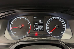 valkoinen Volkswagen Polo 2020 kuva 13.