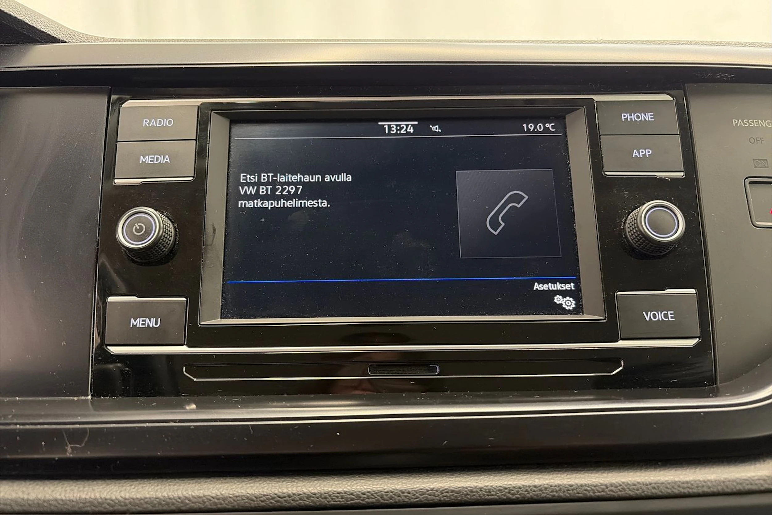 valkoinen Volkswagen Polo 2020 kuva 16.