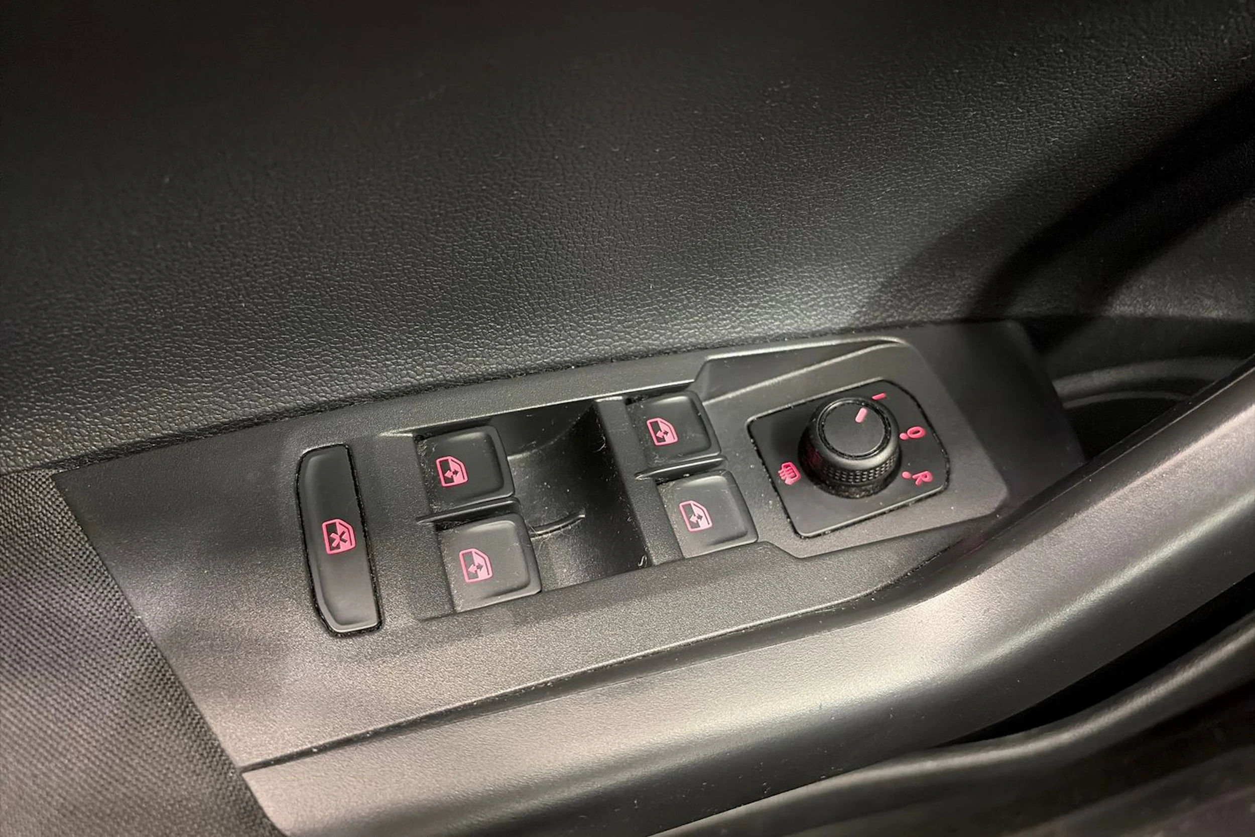 valkoinen Volkswagen Polo 2020 kuva 21.