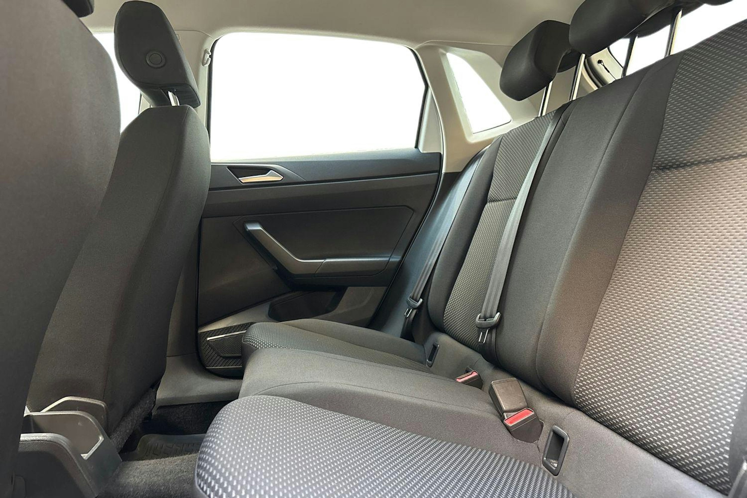 valkoinen Volkswagen Polo 2020 kuva 10.