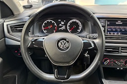 valkoinen Volkswagen Polo 2020 kuva 17.