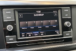 valkoinen Volkswagen Polo 2020 kuva 19.