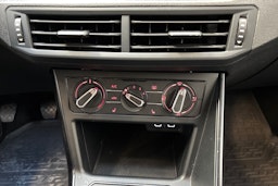 valkoinen Volkswagen Polo 2020 kuva 21.